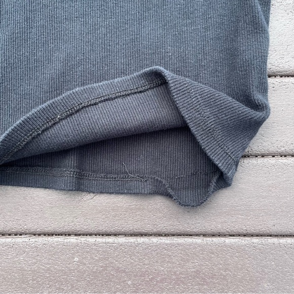 Forever 21 Cropped Black Long Sleeve Top - Picture 4 of 4